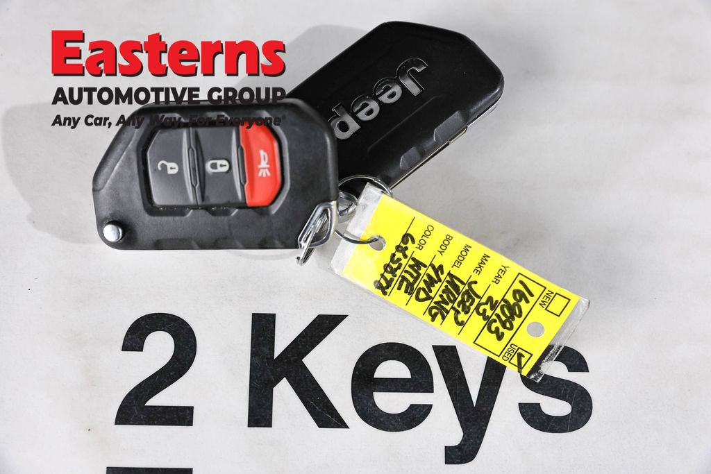 Used 2023 Jeep Wrangler Unlimited Sahara AWD/4WD image 27