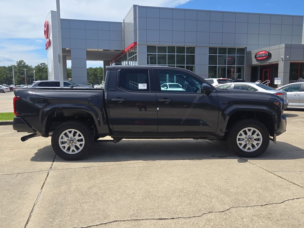 Certified 2026 Toyota Tacoma SR5 AWD/4WD image 7