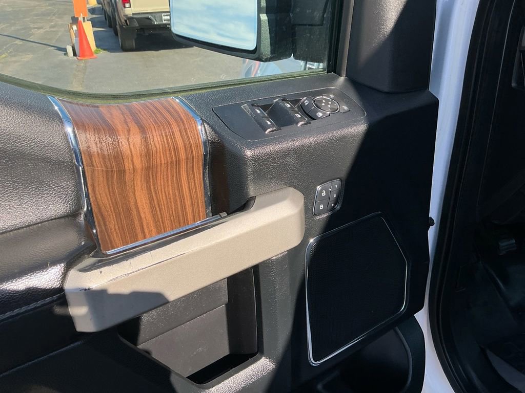 Used 2017 Ford F150 Lariat AWD/4WD image 16