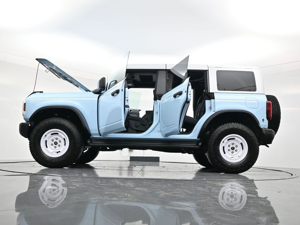 New 2025 Ford Bronco Heritage Edition image 59