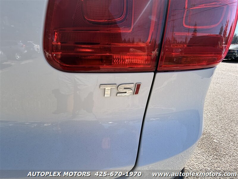 Used 2016 Volkswagen Tiguan S FWD image 21
