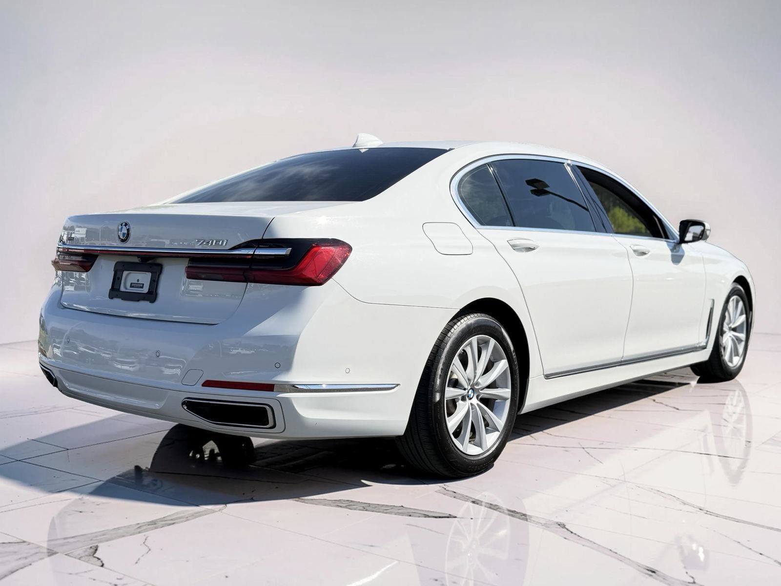 Used 2020 BMW 740i xDrive w/ Cold Weather Package AWD/4WD image 2