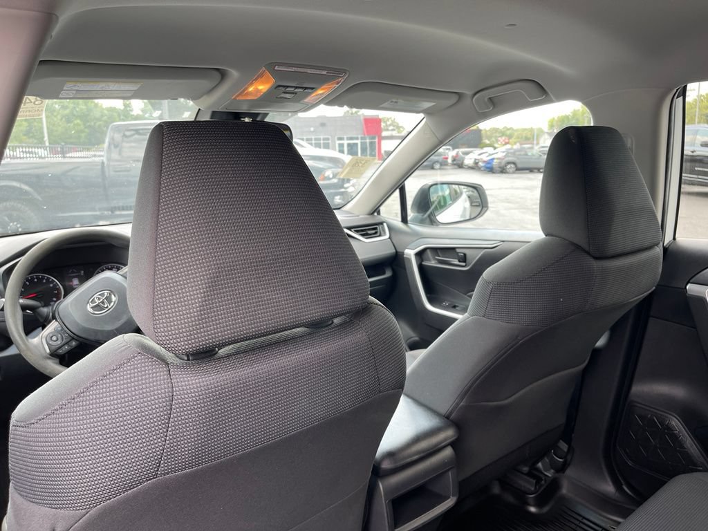 Used 2020 Toyota RAV4 LE w/ All Weather Liner Package AWD/4WD image 16