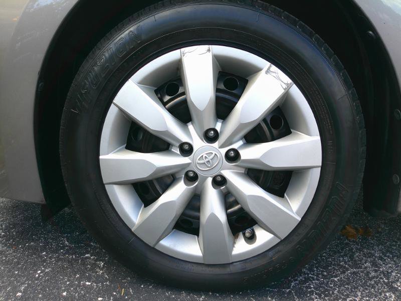 Used 2015 Toyota Corolla LE image 26