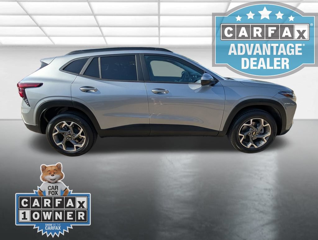 Certified 2026 Chevrolet Trax LT FWD image 28