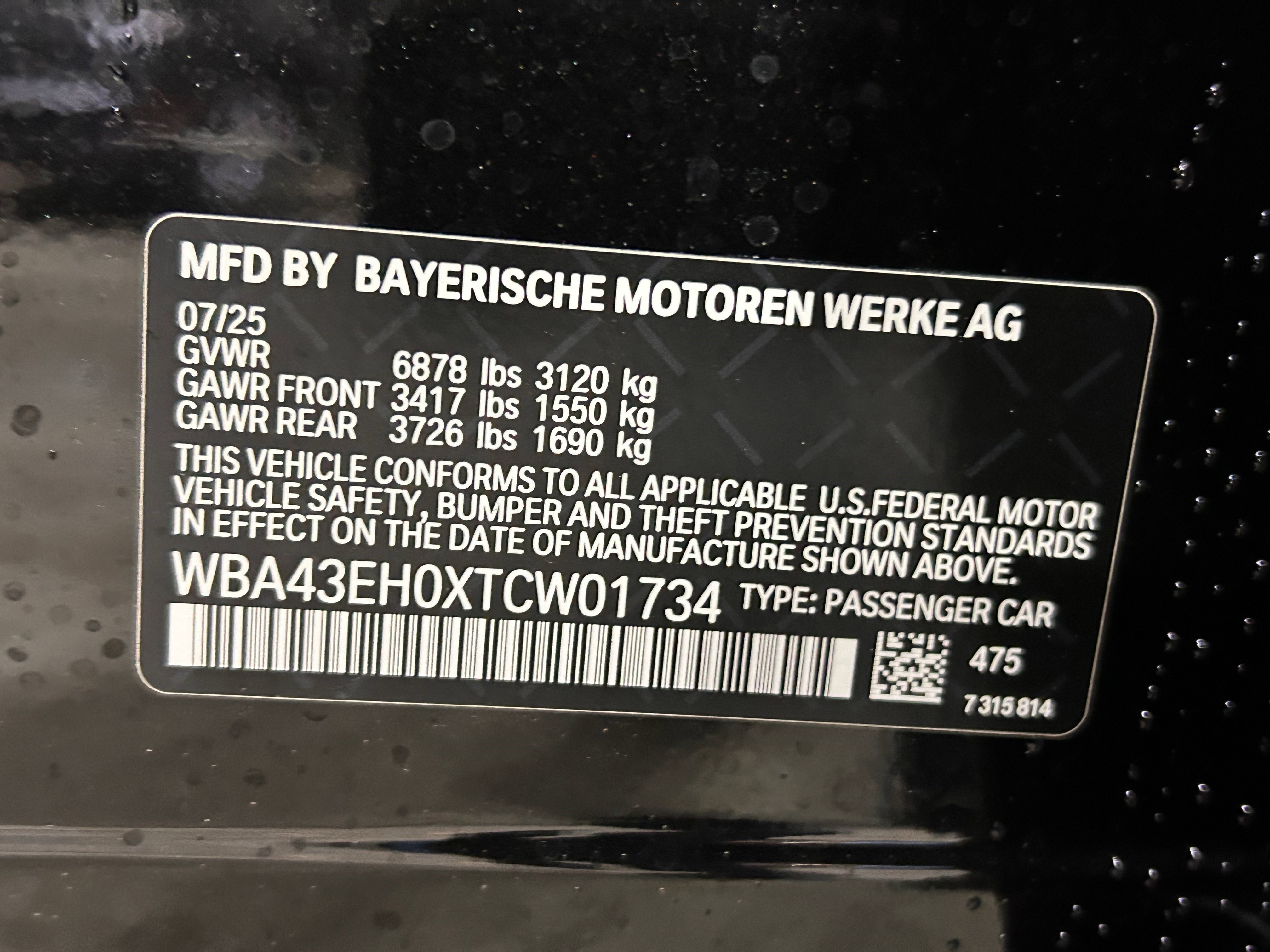 Used 2026 BMW 750e xDrive w/ Executive Package image 25