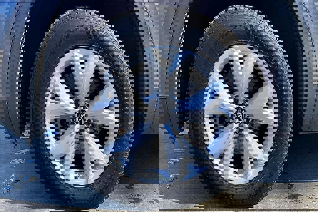 Used 2018 Volkswagen Atlas S image 8