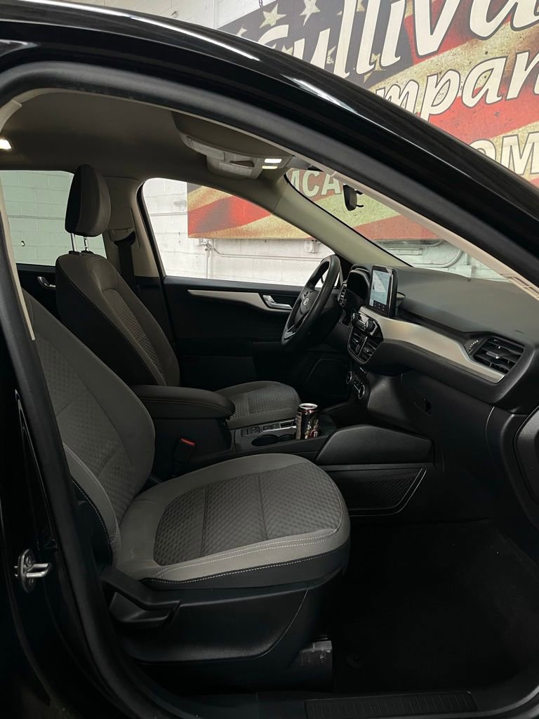 Used 2020 Ford Escape SE AWD/4WD image 14