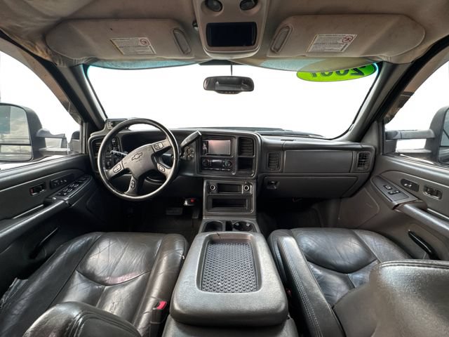 Used 2007 Chevrolet Silverado 2500 LT w/ Heavy-Duty Power Package AWD/4WD image 13