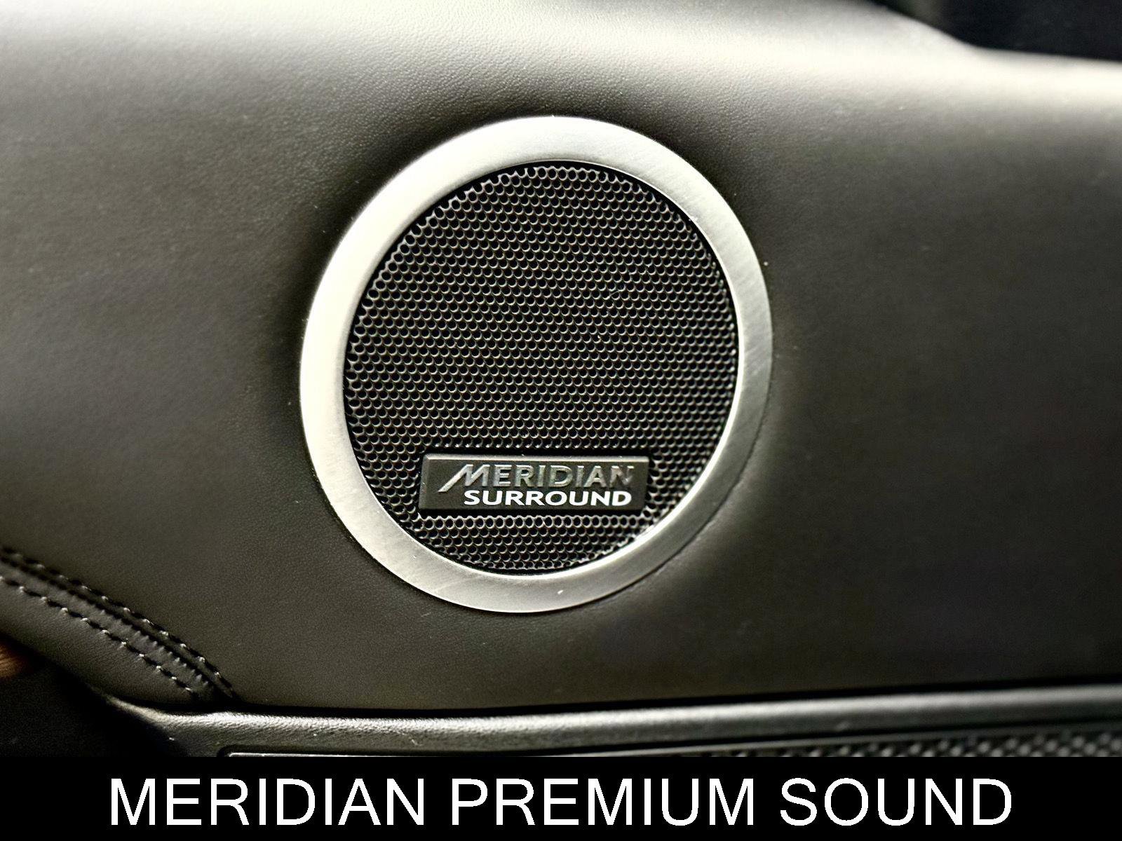 Used 2020 Land Rover Discovery HSE Luxury image 14