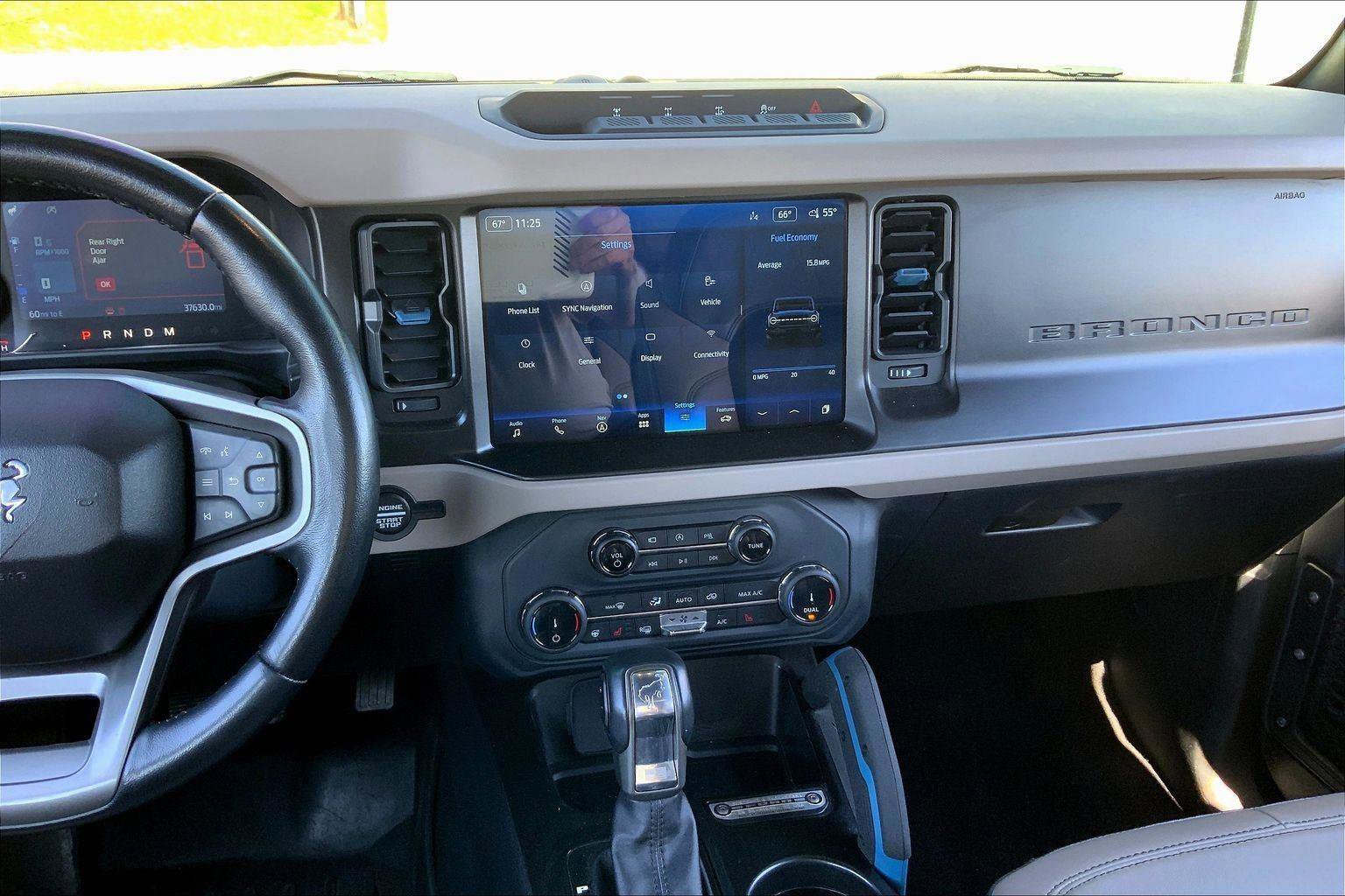 Used 2022 Ford Bronco Wildtrak AWD/4WD image 6
