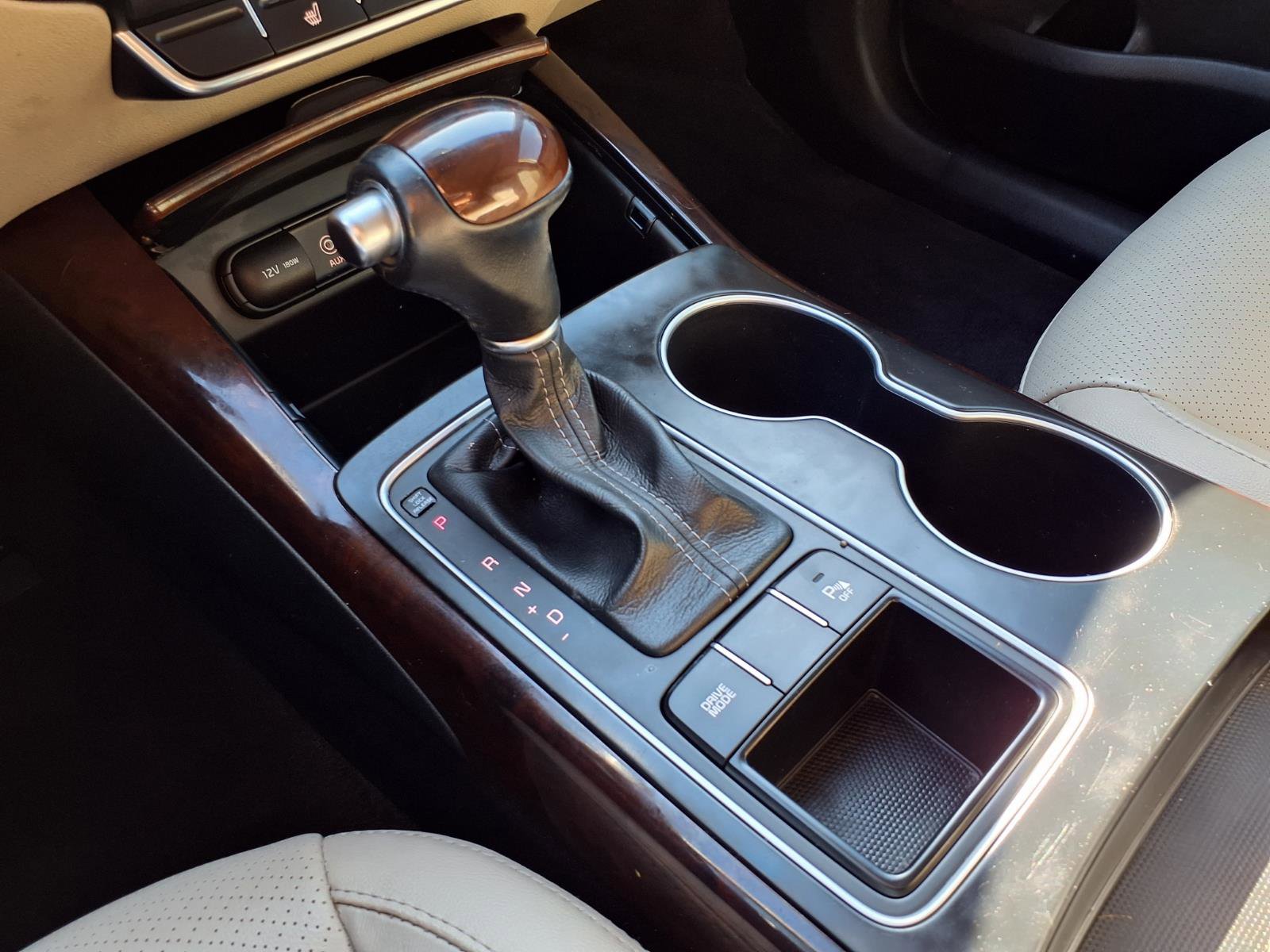 Used 2016 Kia Sorento EX w/ EX Touring Package image 13