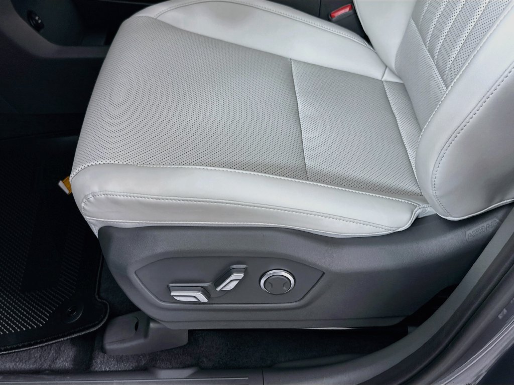 New 2027 Hyundai Santa Fe SEL FWD image 19