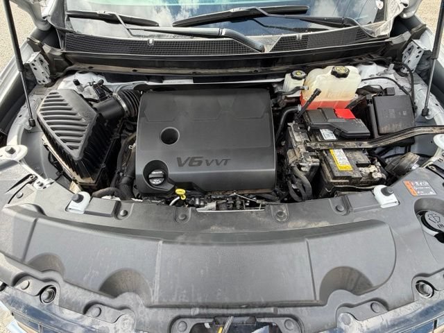 Used 2023 Chevrolet Traverse High Country AWD/4WD image 11
