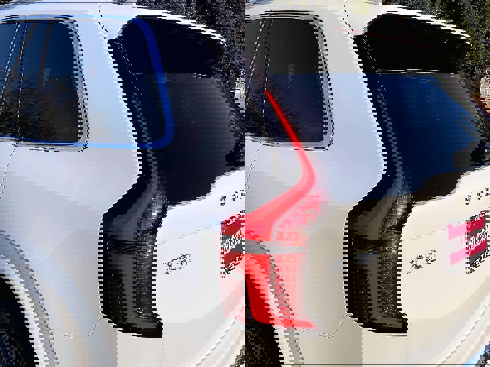 New 2026 Volvo XC90 B6 Ultra w/ Protection Package image 25