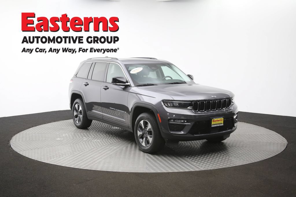 Used 2022 Jeep Grand Cherokee Limited 4xe w/ Luxury Tech Group II AWD/4WD image 54