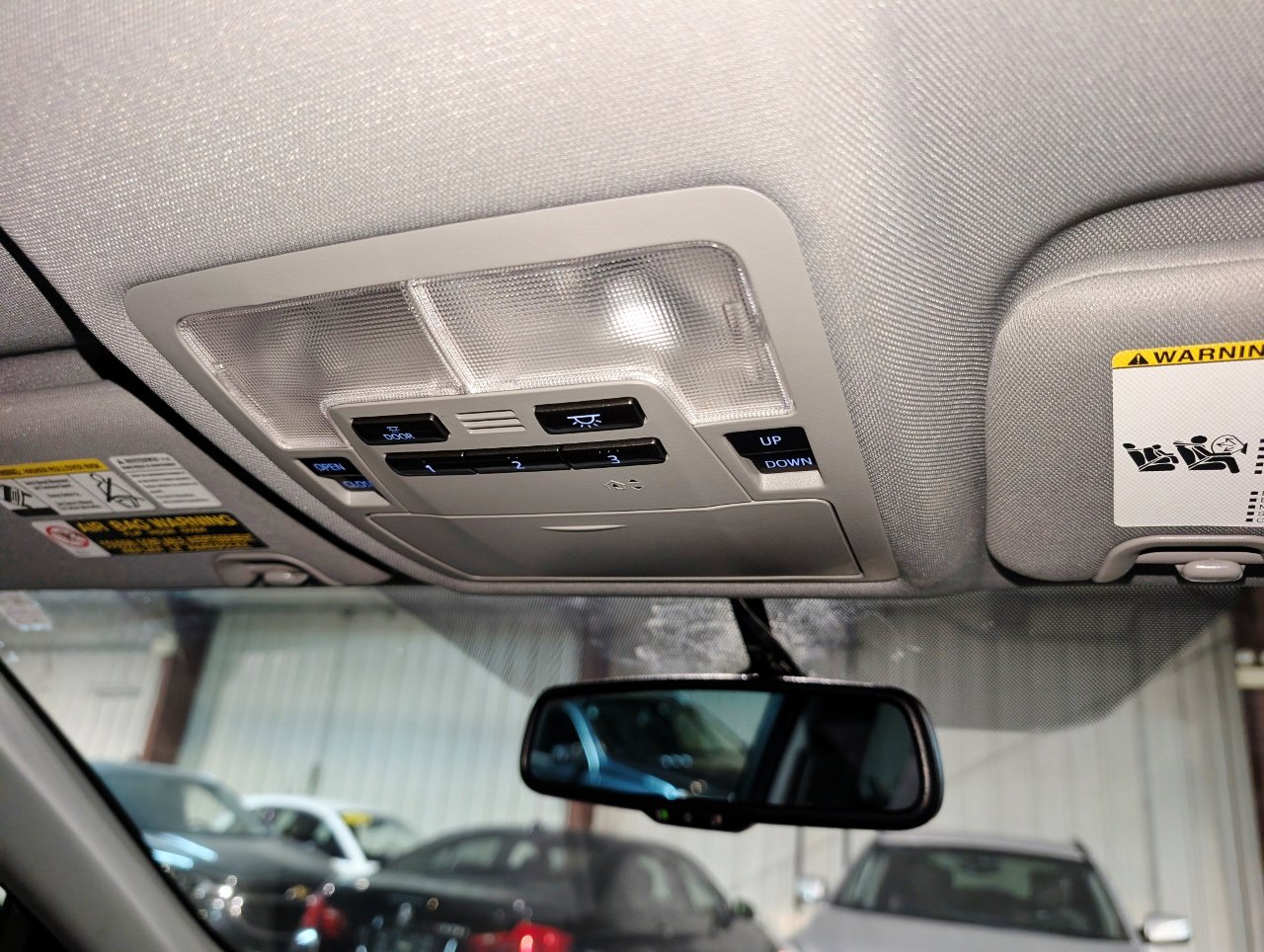 Used 2015 Toyota Highlander XLE image 41