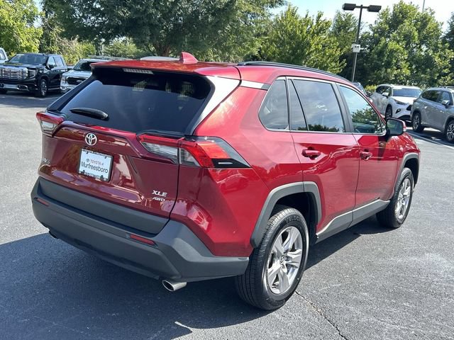 Used 2025 Toyota RAV4 XLE AWD/4WD image 4