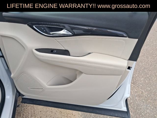Used 2023 Buick Envision Preferred AWD/4WD image 32
