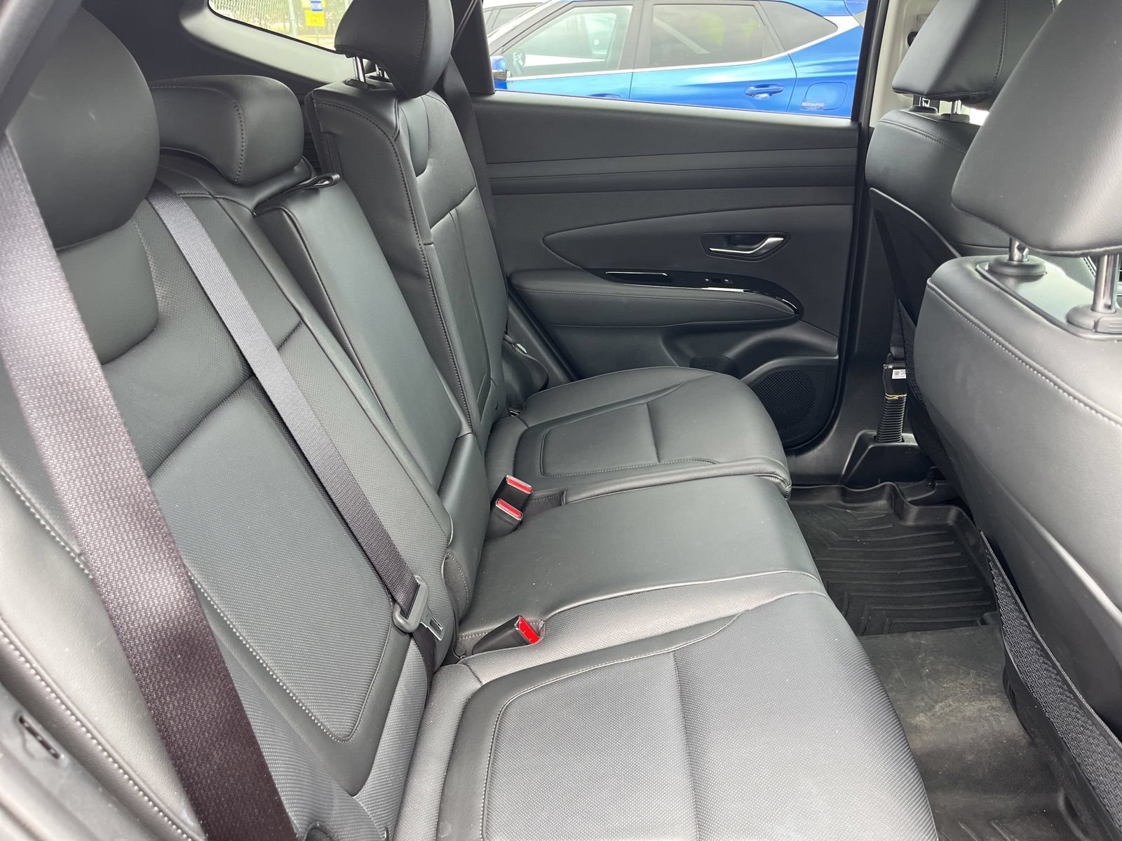 Used 2025 Hyundai Tucson Limited AWD/4WD image 27