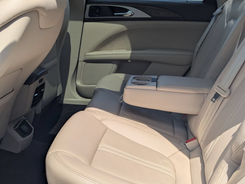 Used 2017 Lincoln MKZ Reserve w/ Technology Package AWD/4WD image 22