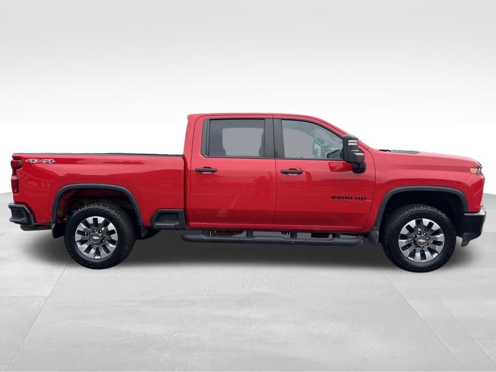Used 2022 Chevrolet Silverado 2500 Custom w/ Custom Value Package AWD/4WD image 6