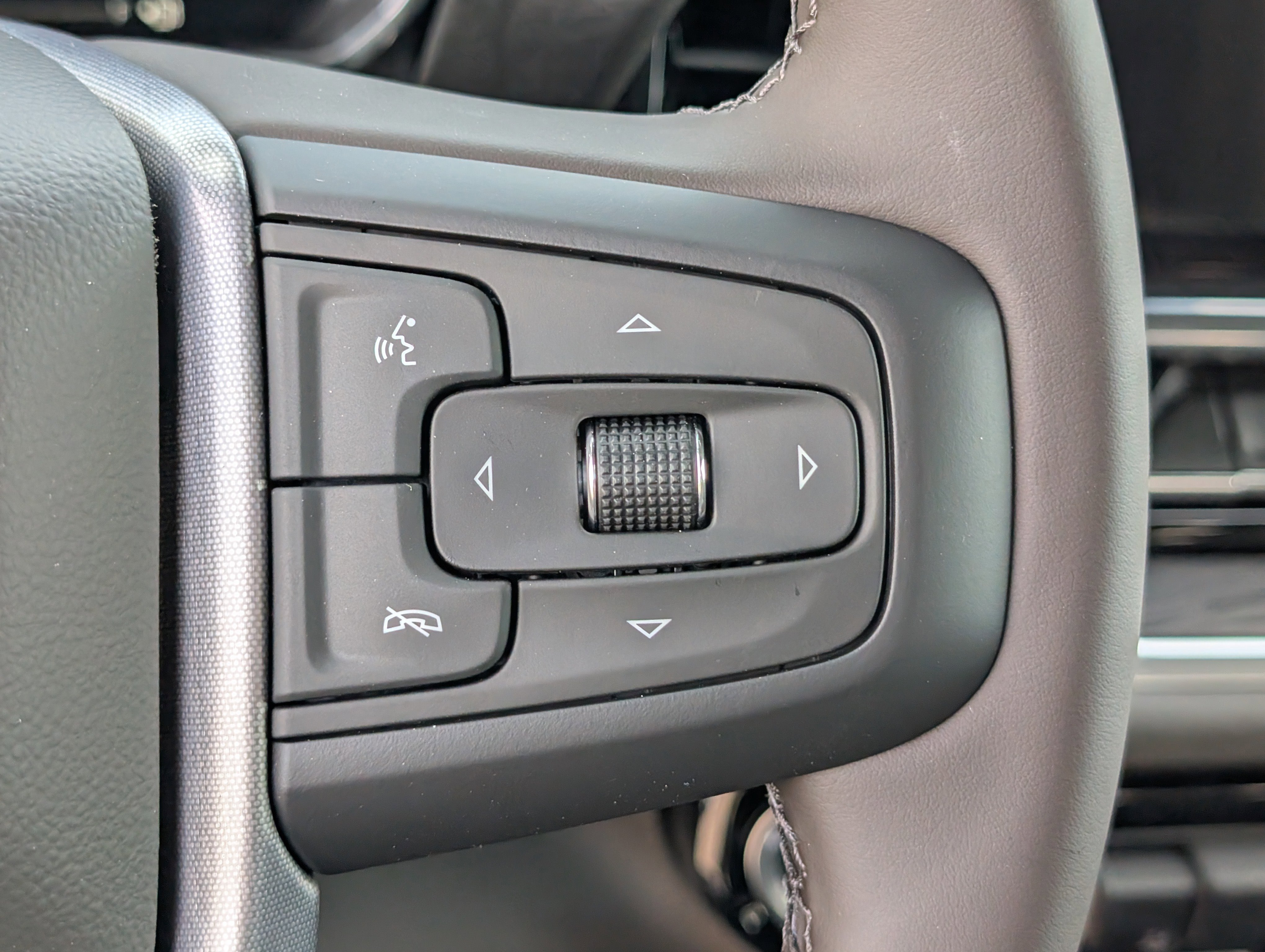 New 2025 GMC Sierra 2500 SLT w/ SLT Convenience Package image 20