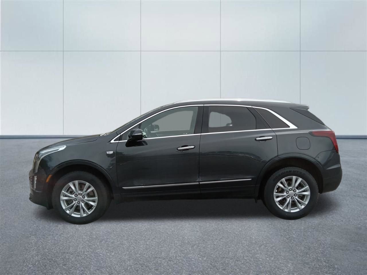 Used 2023 Cadillac XT5 Luxury image 2