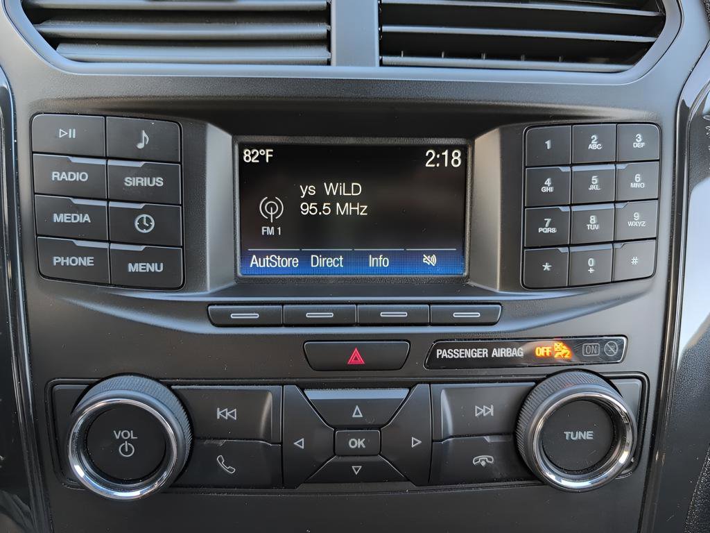 Used 2018 Ford Explorer XLT image 25