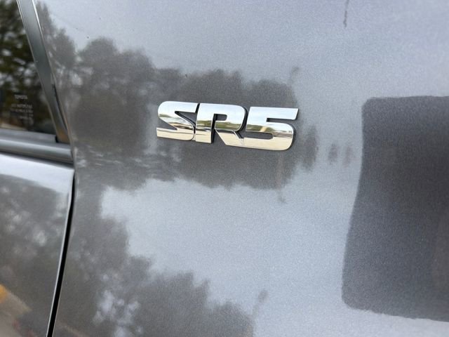 Used 2016 Toyota 4Runner SR5 image 9