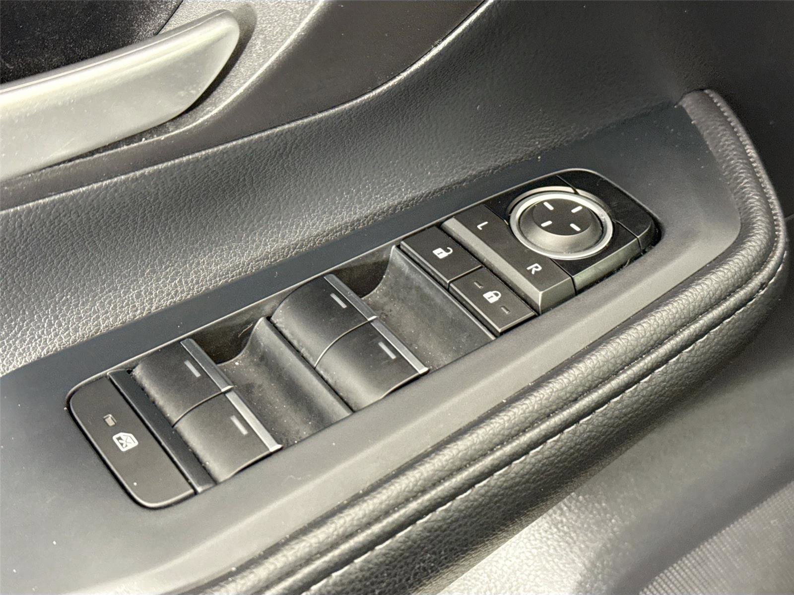 Certified 2025 Toyota Grand Highlander FWD image 27