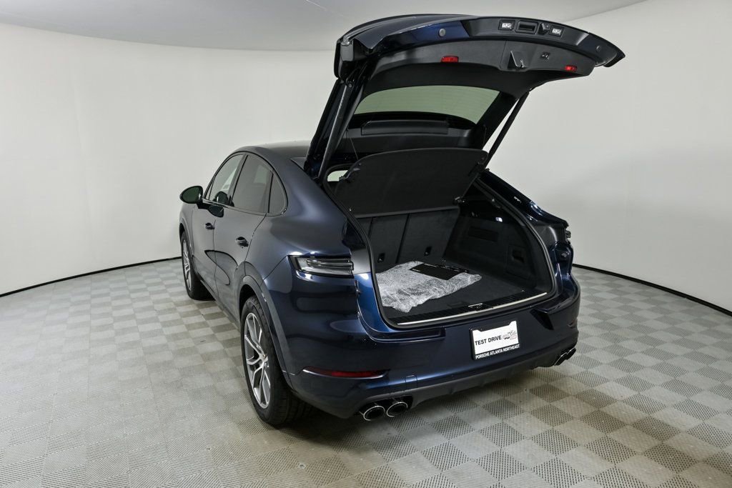 New 2025 Porsche Cayenne image 33