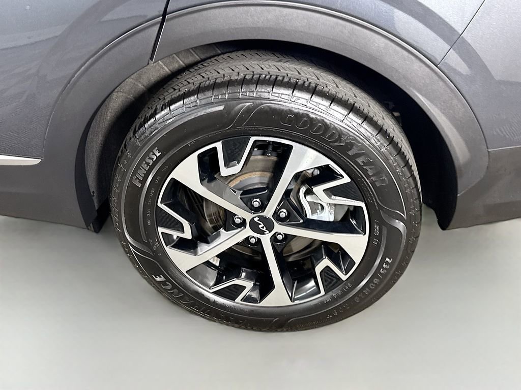 Used 2024 Kia Sportage EX w/ EX Premium Package image 36