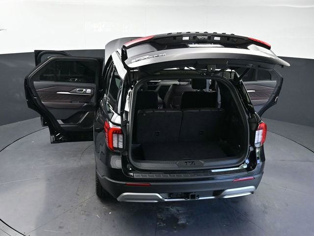 Used 2025 Ford Explorer Platinum w/ LUX Leather Package AWD/4WD image 44