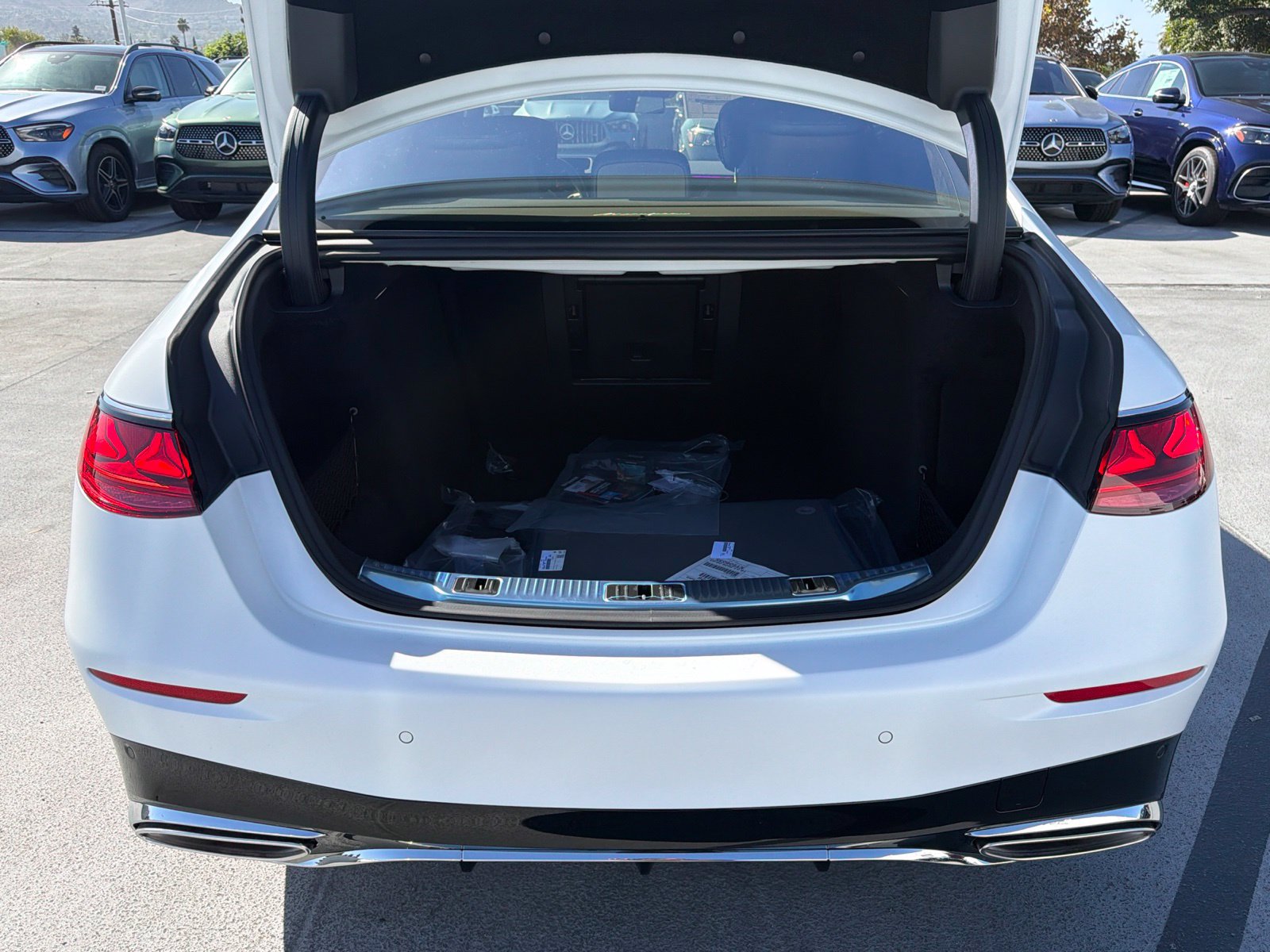 New 2027 Mercedes-Benz S 580 4MATIC Sedan image 13