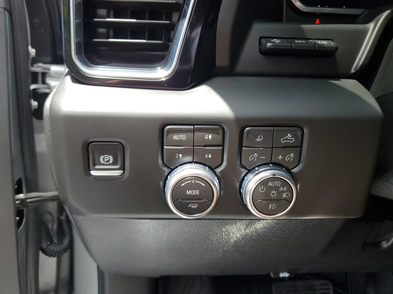 Used 2026 GMC Sierra 3500 Denali Ultimate AWD/4WD image 30