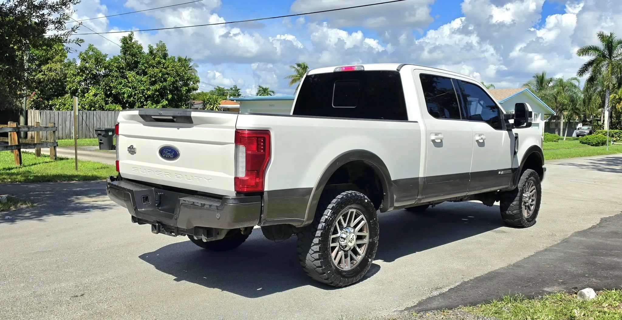 Used 2017 Ford F250 King Ranch w/ King Ranch Ultimate Package AWD/4WD image 12
