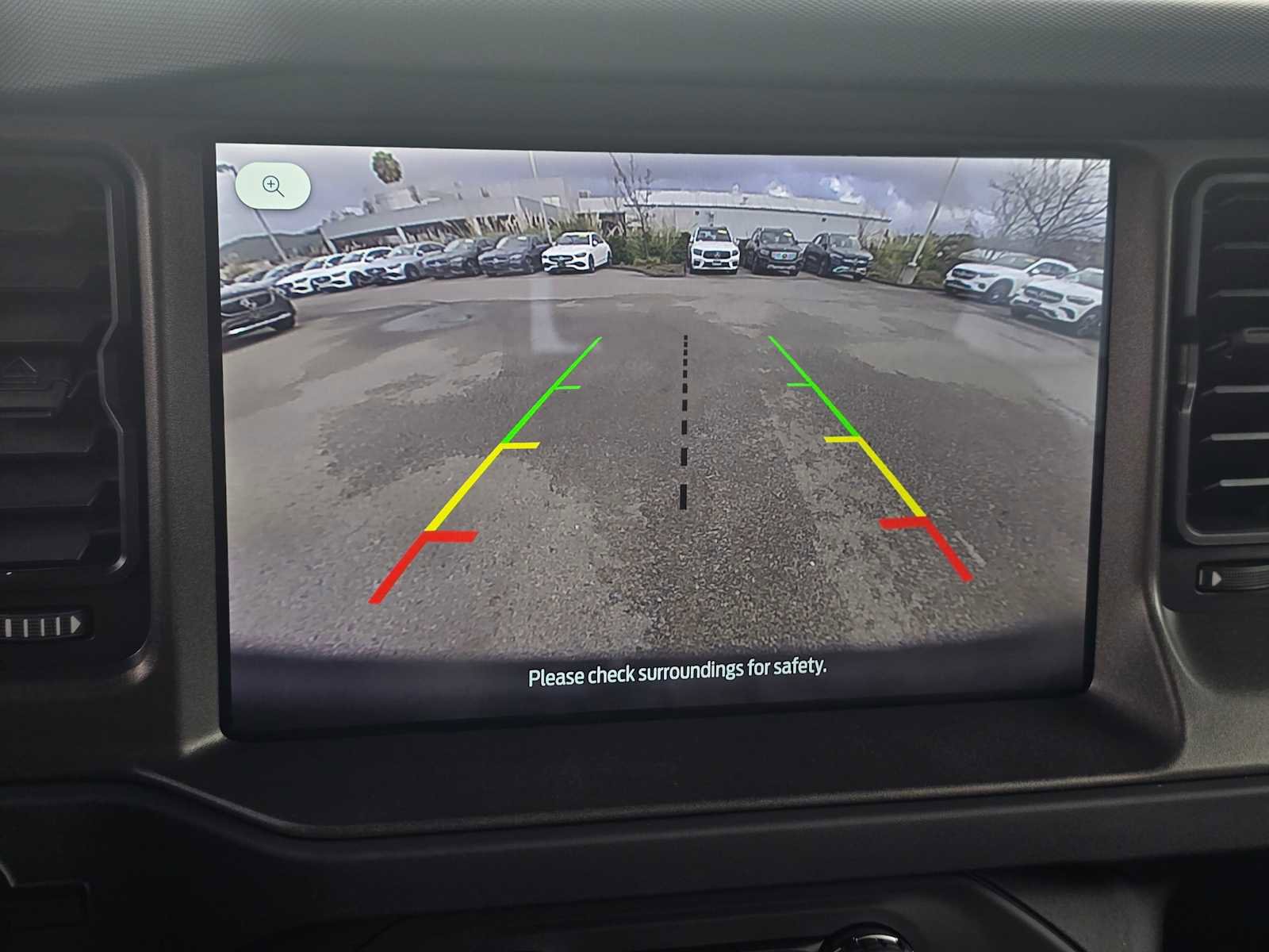 Used 2025 Ford Bronco Base image 30