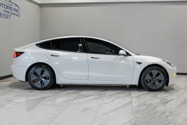 Used 2021 Tesla Model 3 Standard Range Plus RWD image 9