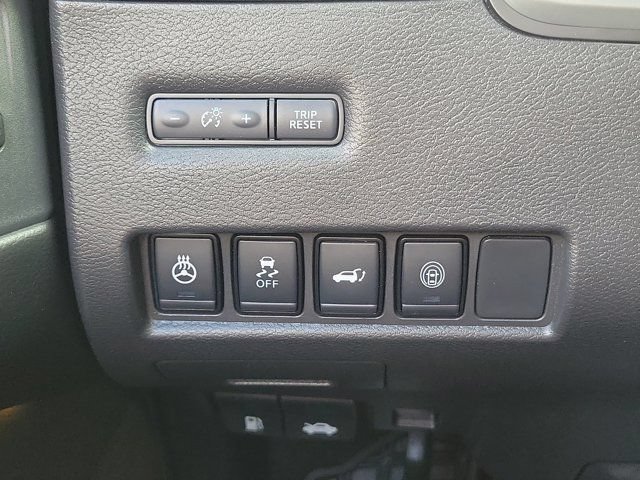 Used 2023 Nissan Murano Platinum w/ Cargo Package FWD image 7
