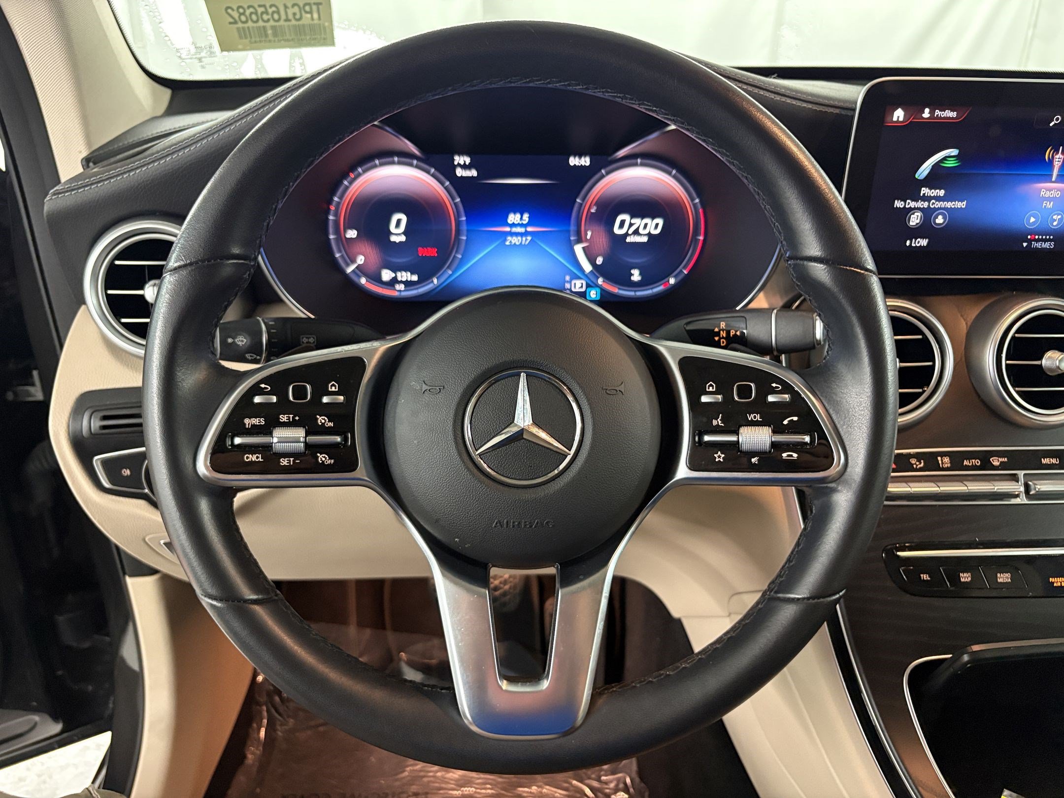 Used 2023 Mercedes-Benz GLC 300 4MATIC Coupe image 11
