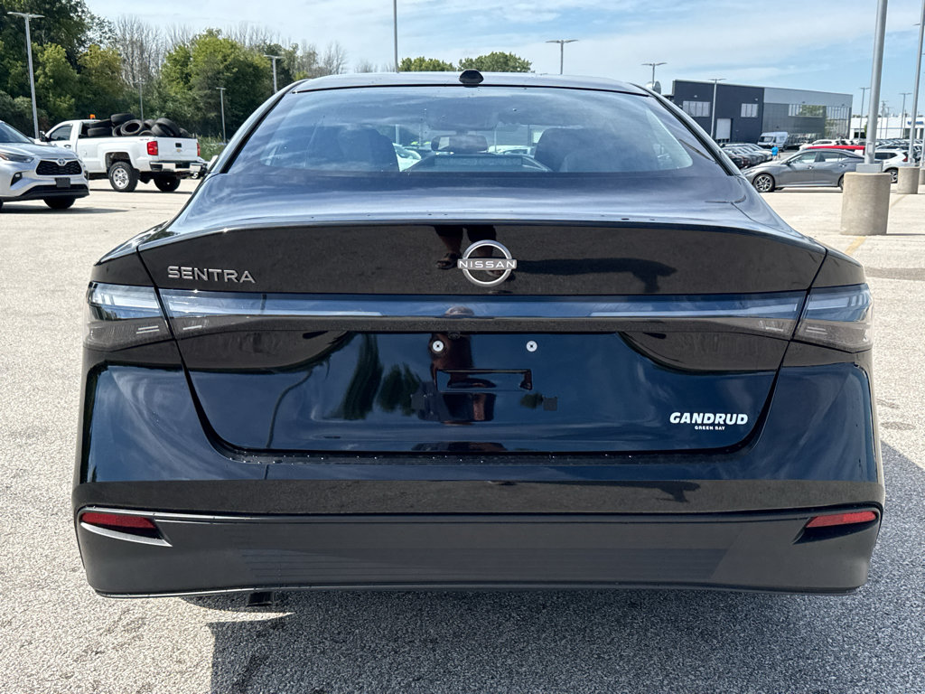 New 2027 Nissan Sentra SV FWD image 7