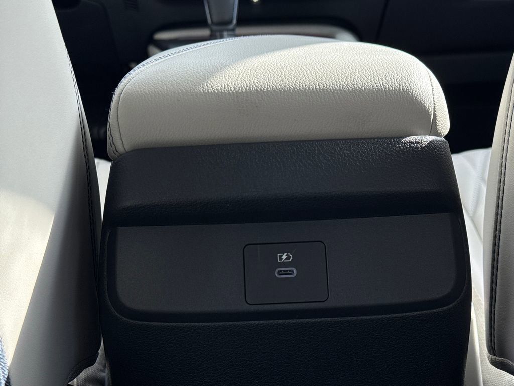 New 2026 Nissan Sentra SL w/ Floor Mat Package FWD image 39