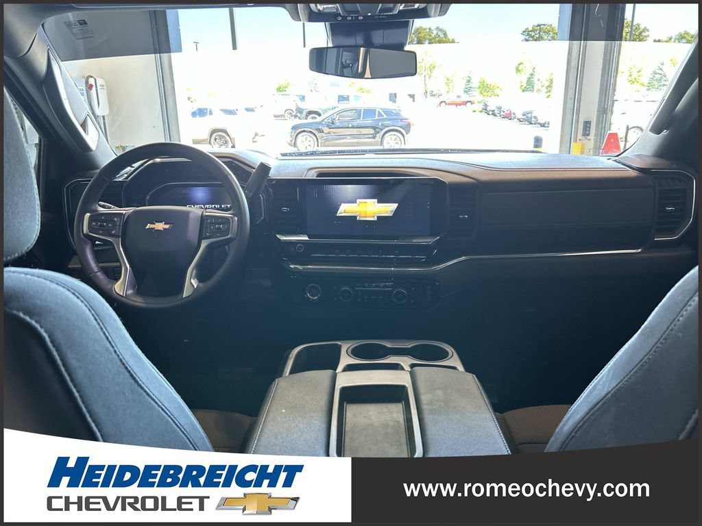 Certified 2024 Chevrolet Silverado 1500 LT AWD/4WD image 16