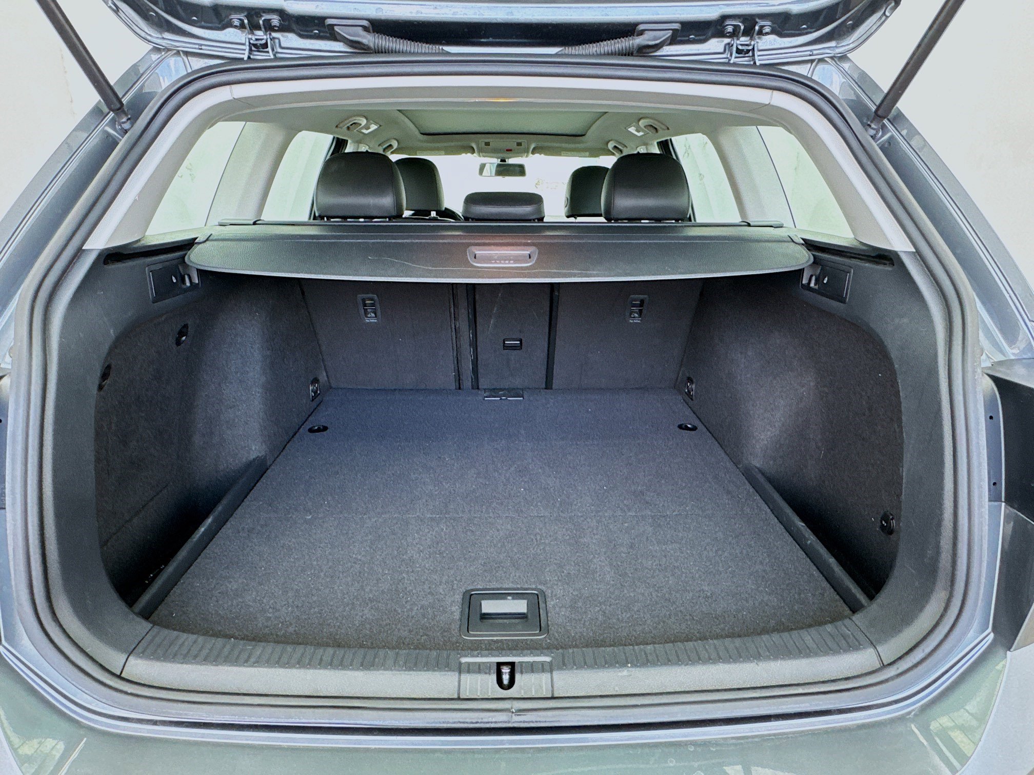 Used 2016 Volkswagen Golf Limited Edition image 18