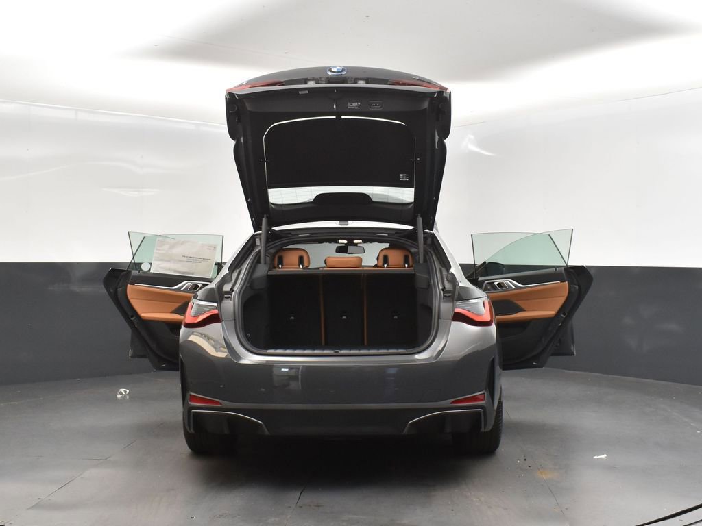 New 2025 BMW i4 eDrive40 w/ Premium Package RWD image 51