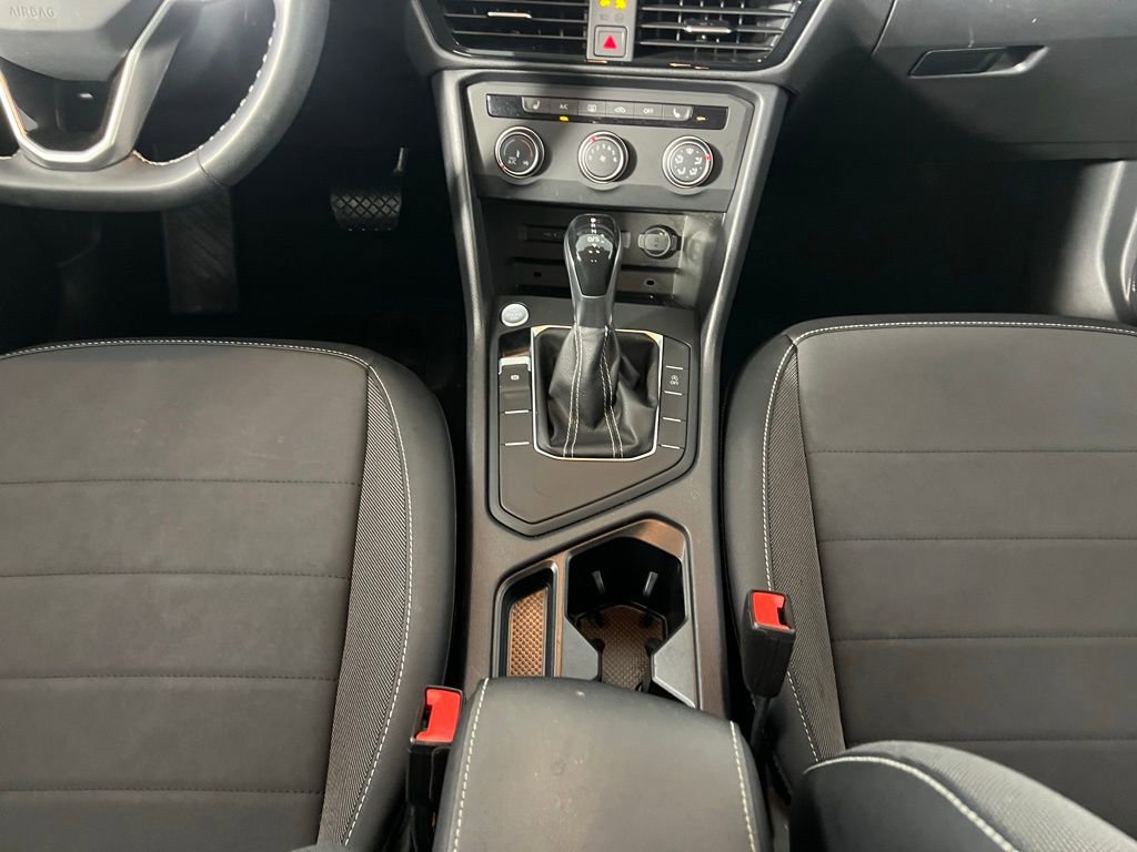 Used 2022 Volkswagen Taos SE image 17