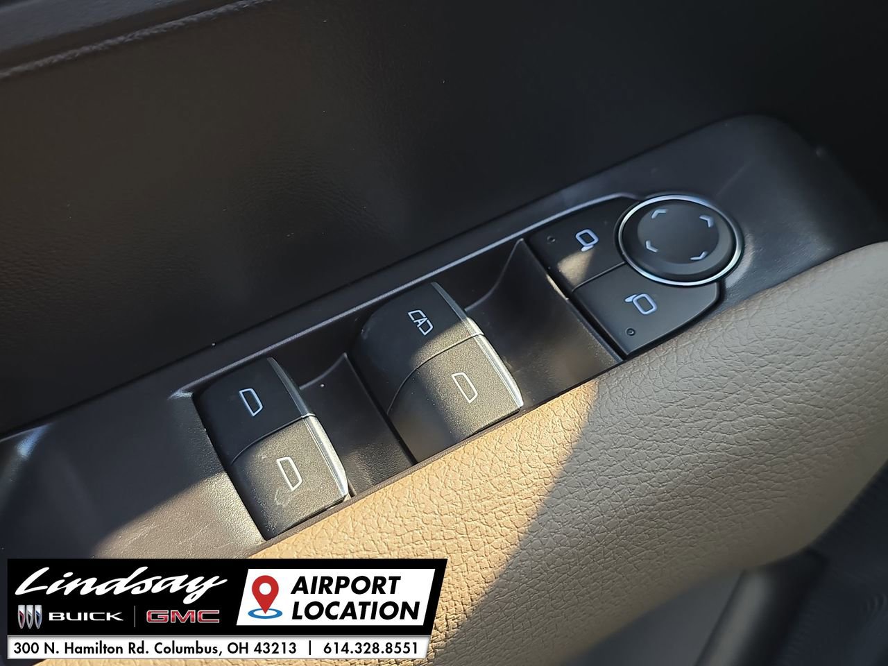 New 2025 GMC Canyon Denali w/ LPO, Denali Black Edition image 23