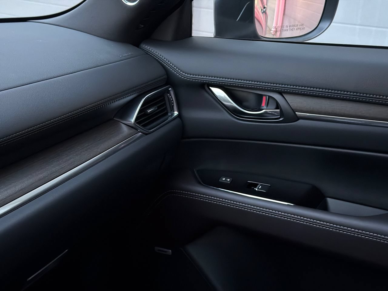 Used 2025 MAZDA CX-5 Signature AWD/4WD image 32