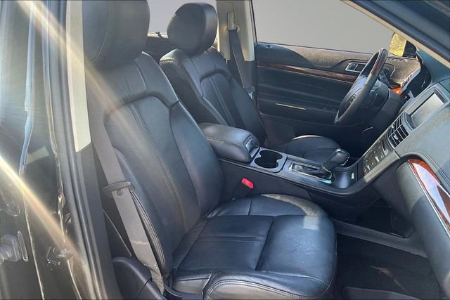 Used 2015 Lincoln MKT AWD w/ Equipment Group 201A image 29